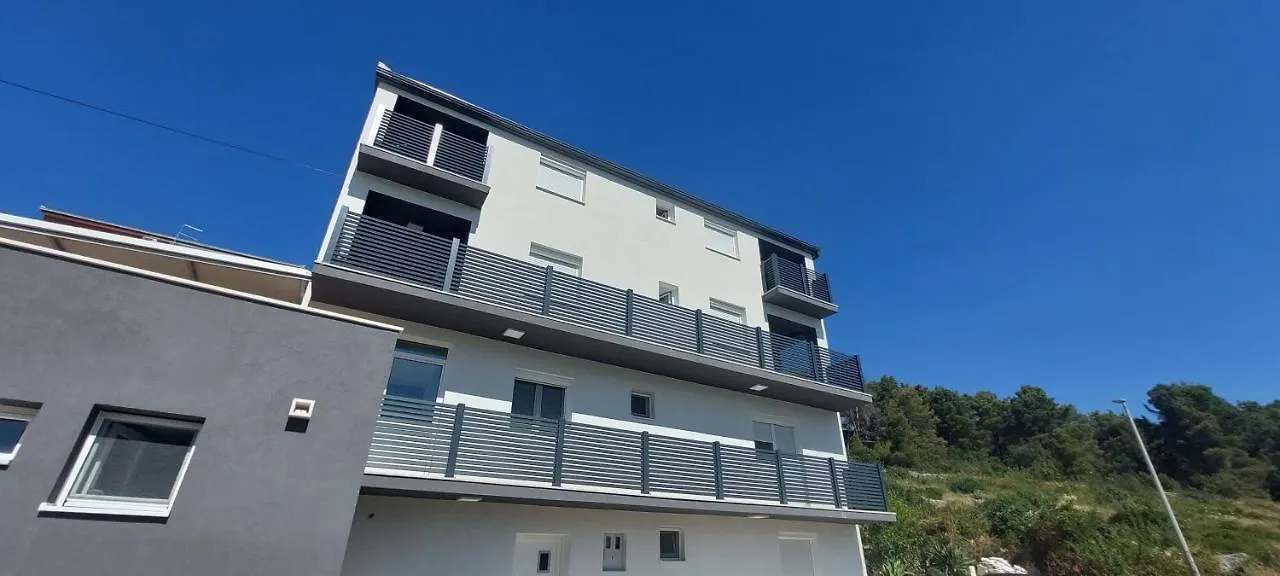 Apartment Apartmani Nikola Trogir Croatia